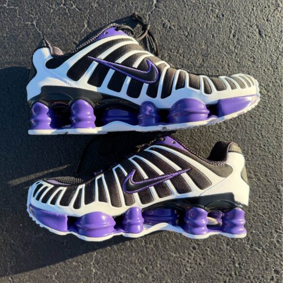 nike shox main image 3